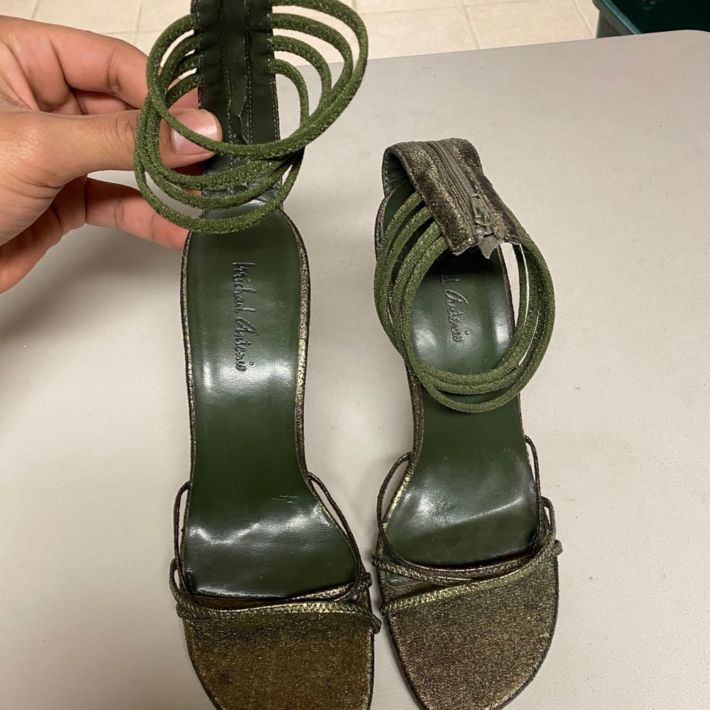 Michael Antonio Heels